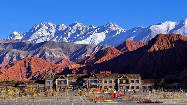 新疆温宿：塔格拉克村文旅融合助力乡村全面振兴